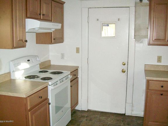 2nd image of 1628 Egleston Ave