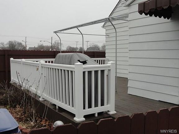 5th image of 2436 North Ave