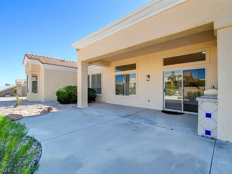 10800 Mission Lakes Ave — Photo 33