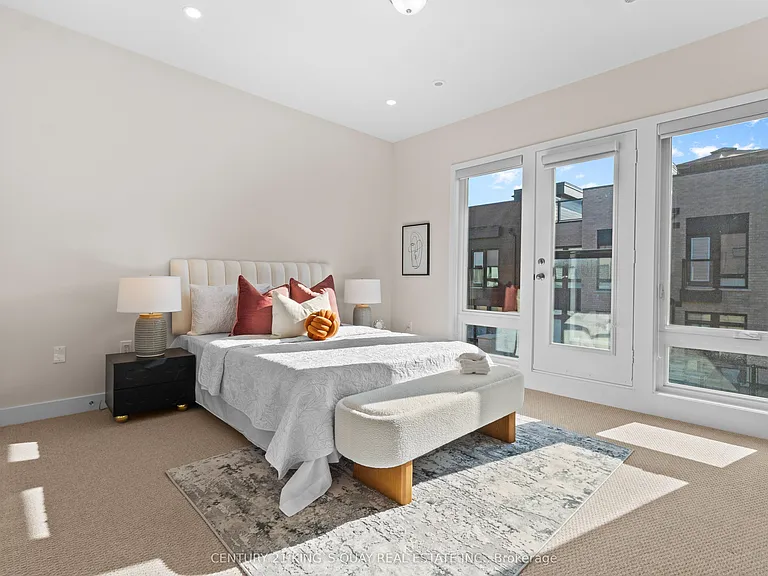 14 Credit Ln — Photo 12