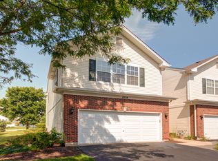 1938 W Cobblestone Rd, Romeoville, IL 60446