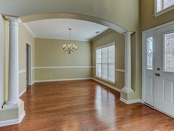 4th image of 9006 River Pine Dr