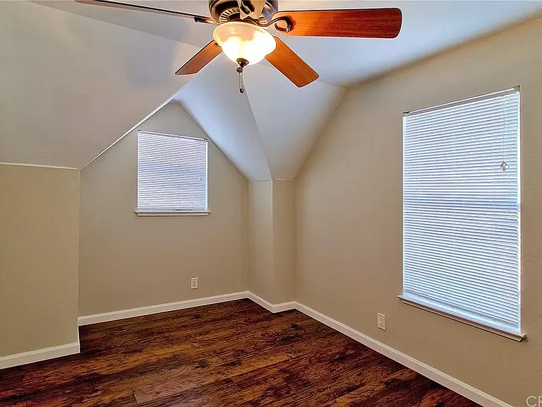 857 Victorian Park Dr — Photo 9