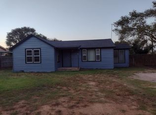 309 E 5th St, Sundown, TX 79372