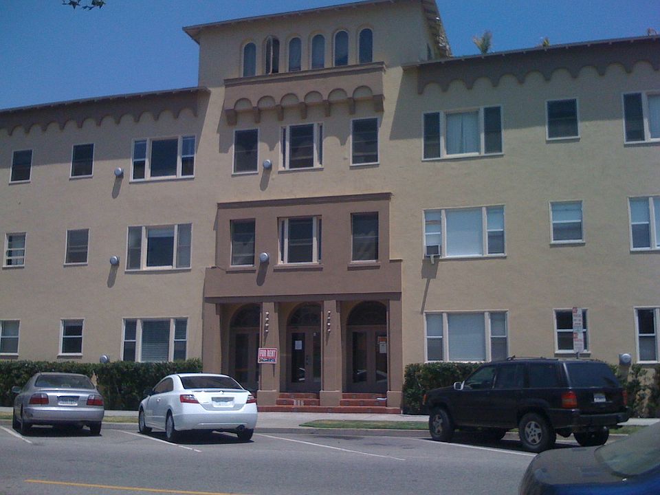 1st image of 102 Orange Ave APT 24