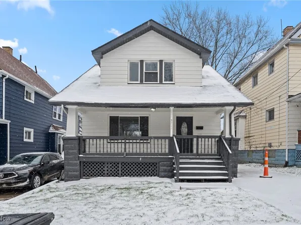 3249 W 88th St, Cleveland, OH 44102