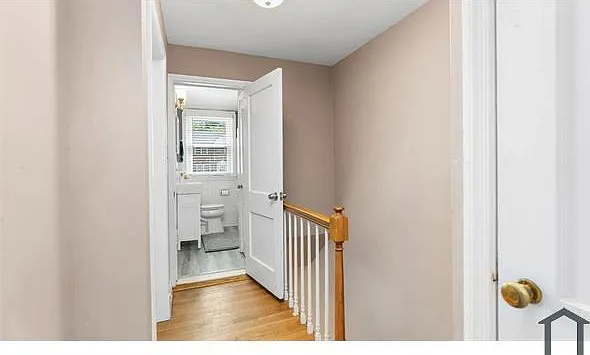 1606 Loch Ness Rd — Photo 9