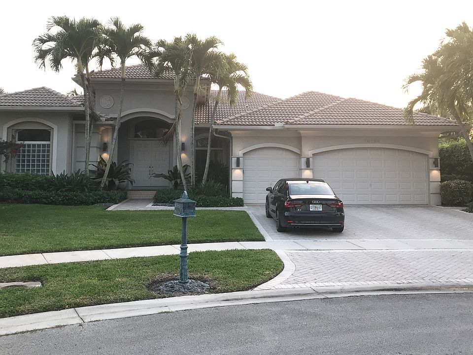 1st image of 10990 Hawks Vista St
