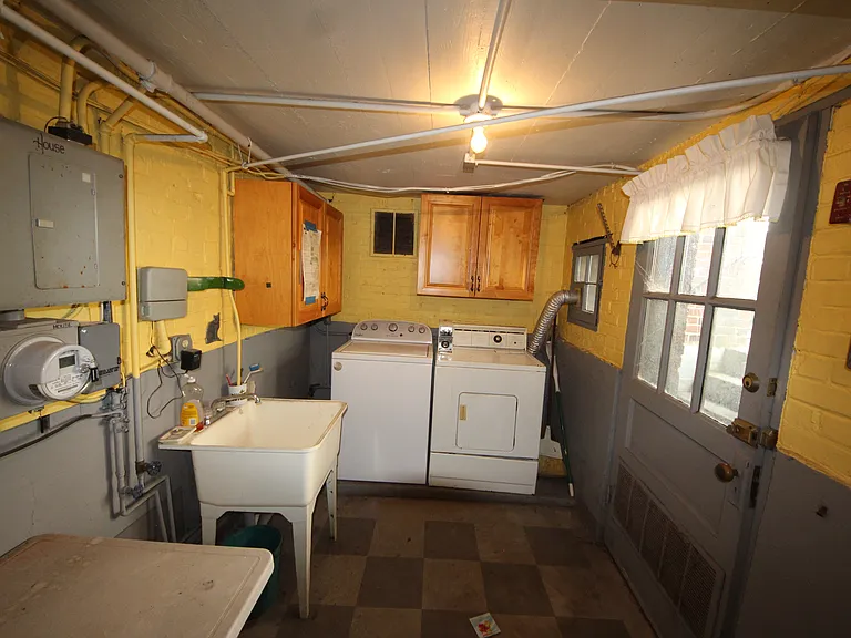 833 Shirley Ave #1 — Photo 12