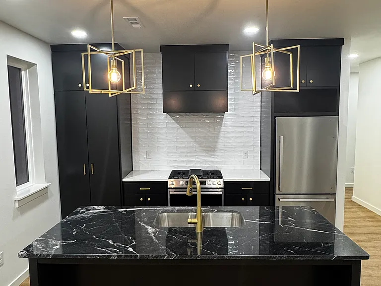 W Wedington Dr — Photo 16