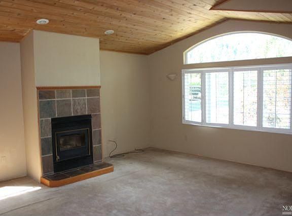 3rd image of 16065 Riverlands Ave