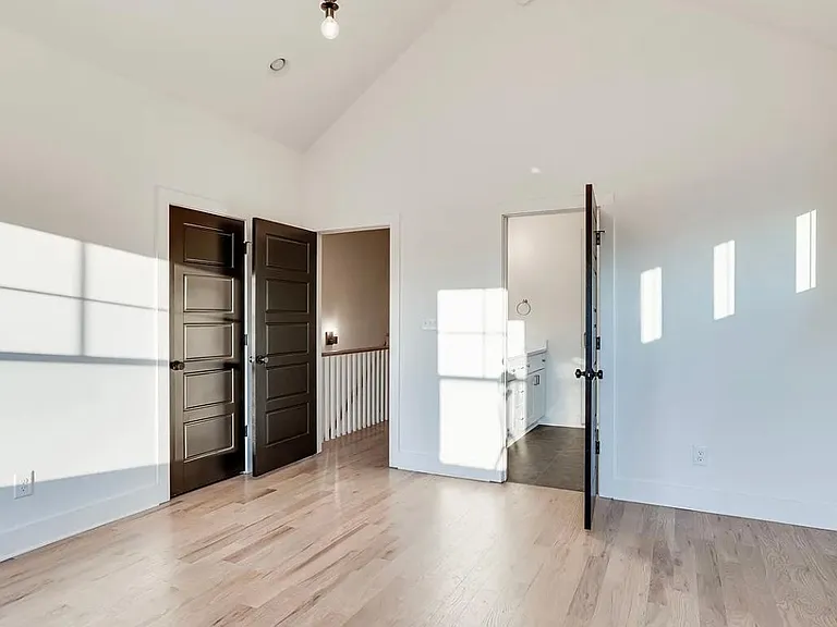 1903 11th Ave N #A — Photo 10