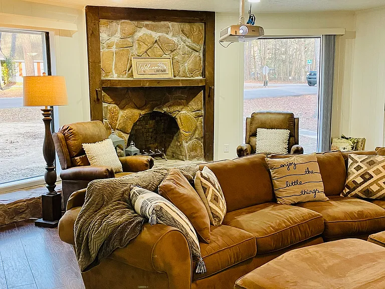 327 Swallow Dr — Photo 20