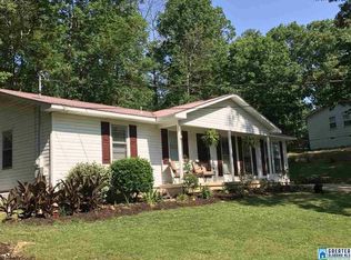 807 Ridgeway Dr, Oneonta, AL 35121