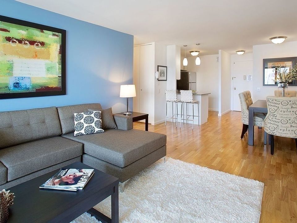1st image of 42 Ann St #12