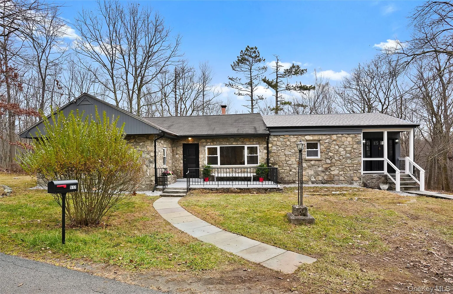 517 E Mountain Road N #515-517 photo 1
