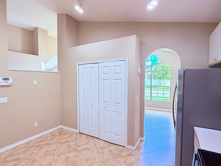 12424 Wilcox Ct — Photo 26