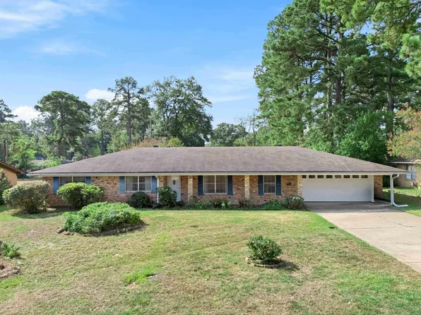 1806 Chestnut Ln, Longview, TX 75604