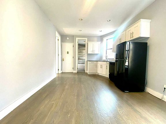 2nd image of 711 Nostrand Ave APT 3