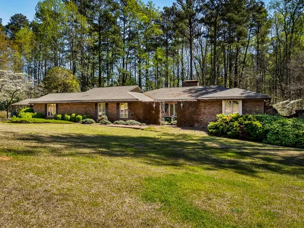 114 Overbrook Dr, Greenwood, SC 29649