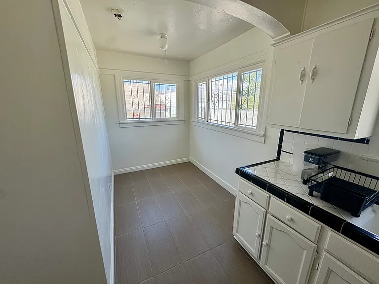 1162 N Madison Ave #1166 — Photo 7