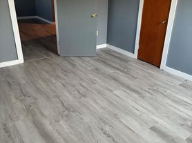 200 Hogan Blvd, Mill Hall, PA