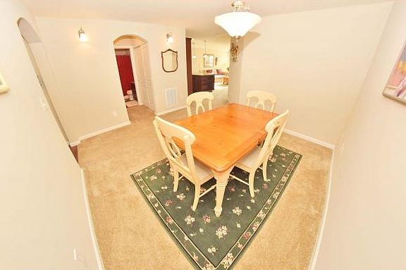 5th image of 207 Westwind Ln