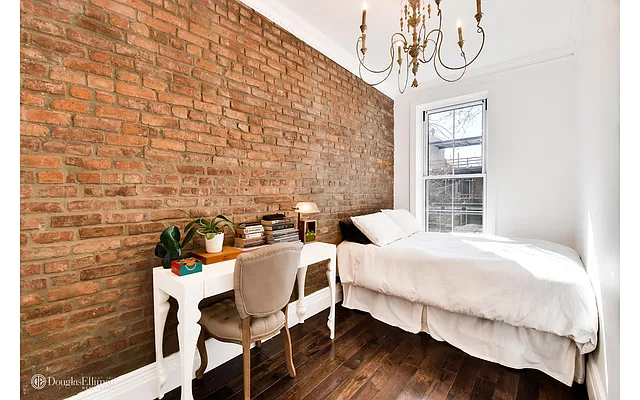 Sold by Douglas Elliman | media 17