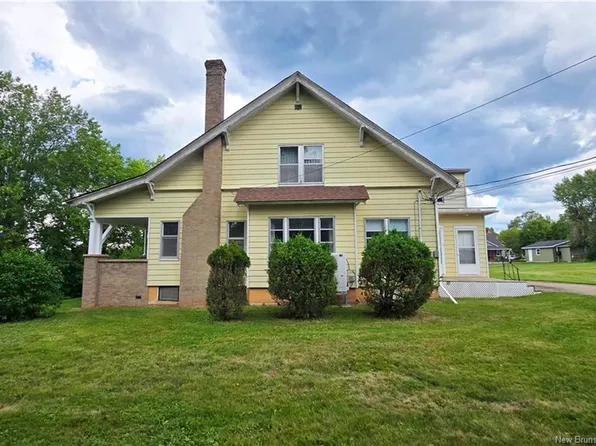 14 Spring St, Petitcodiac, NB E4Z 4W5