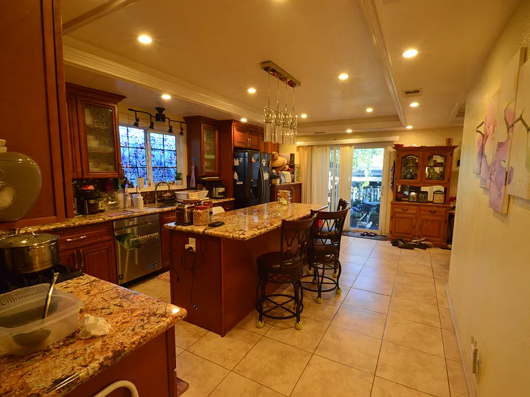 1310 W Fern Dr — Photo 12