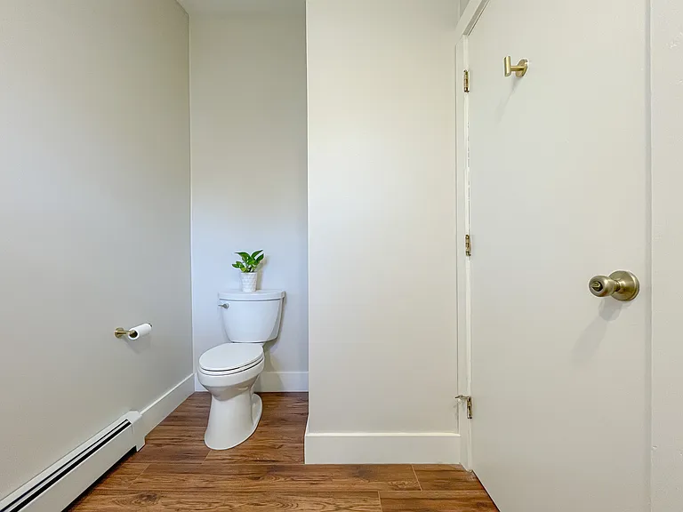 300 Preble St #R — Photo 16
