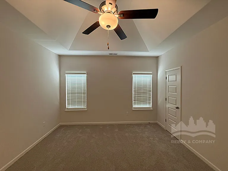 340 Chesnut Ridge Cv — Photo 9