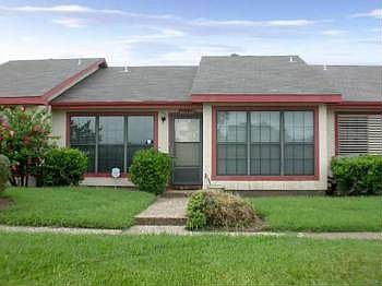 1st image of 10127 Schaper Dr