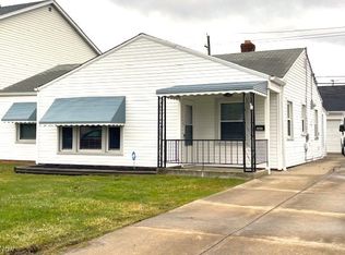 1457 Orchard Heights Dr, Cleveland, OH 44124