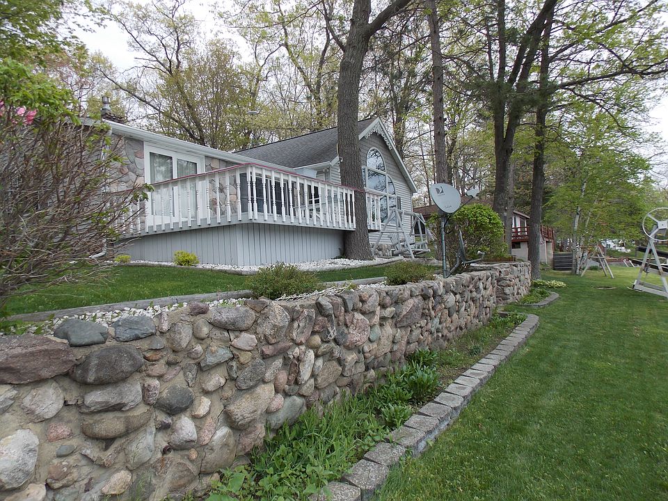 1324 Forest Blvd, Lake MI 48633 Zillow