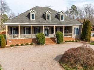 8449 Freewelcome Ln, Dutton, VA 23050