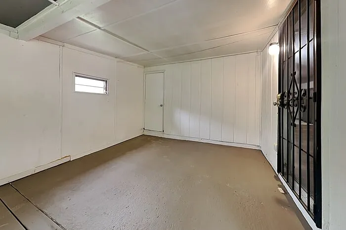 2093 Drake Ct — Photo 18