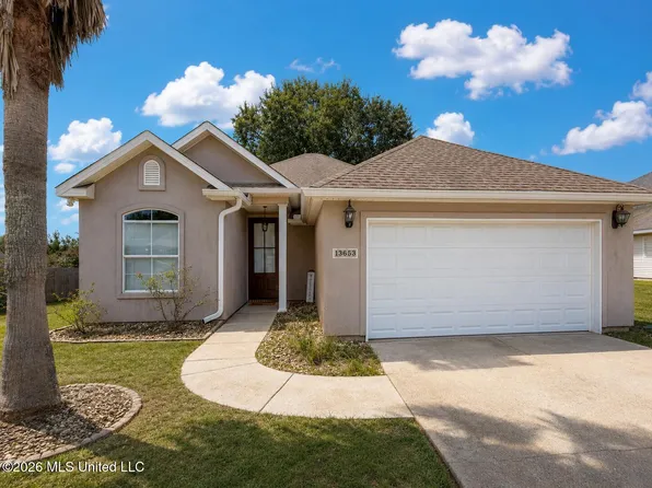 13653 Hidden Oaks Dr, Gulfport, MS 39503