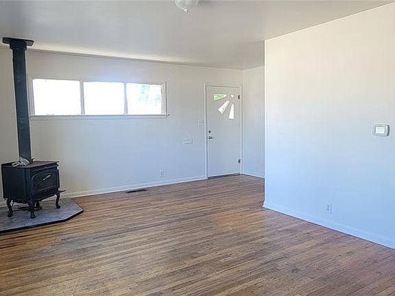 4th image of 115 Gumaer Ave