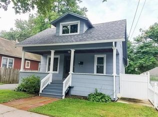 132 Jasper St, Springfield, MA 01109