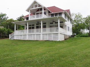 206 Watersedge Loop, Council Grove, KS 66846