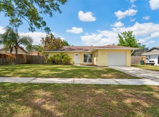 17734 Rivendel Rd, Lutz, FL 33549