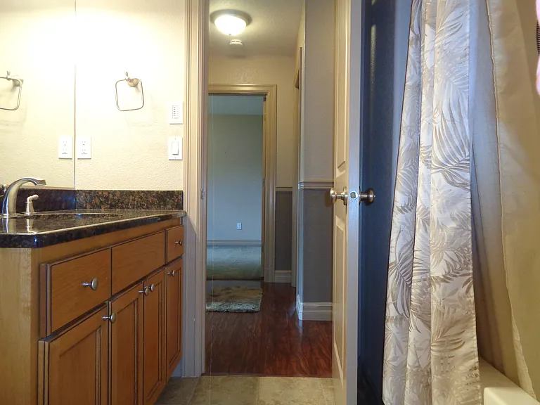 6439 Robin Hood St SE — Photo 19