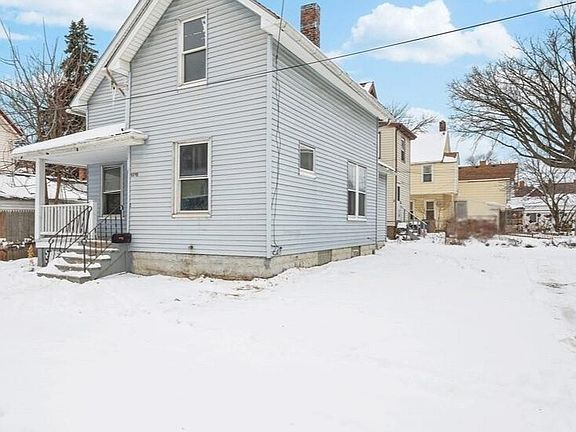 3rd image of 3824 W 36th St