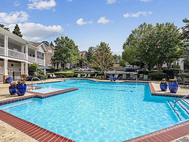 Halston Shiloh Valley Apartments — Photo 13
