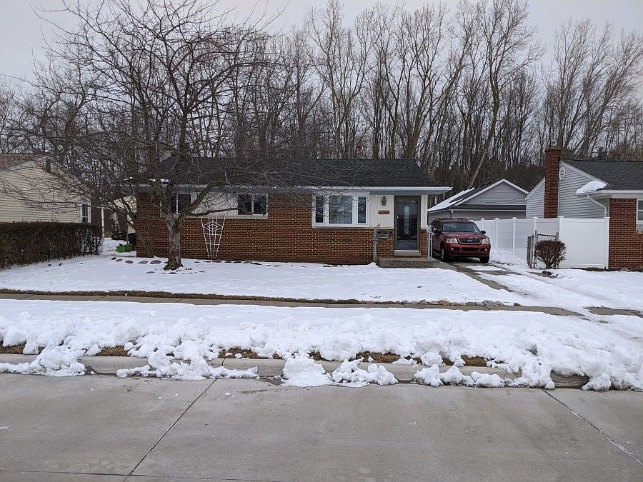 1st image of 22442 Silver Creek Ln