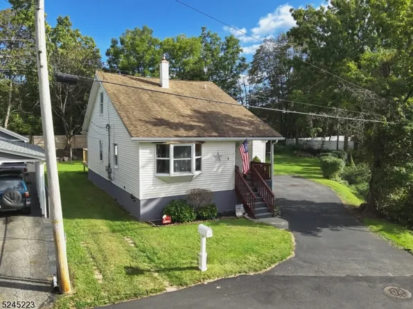 2 John Wilton St, Franklin Boro, NJ 07416