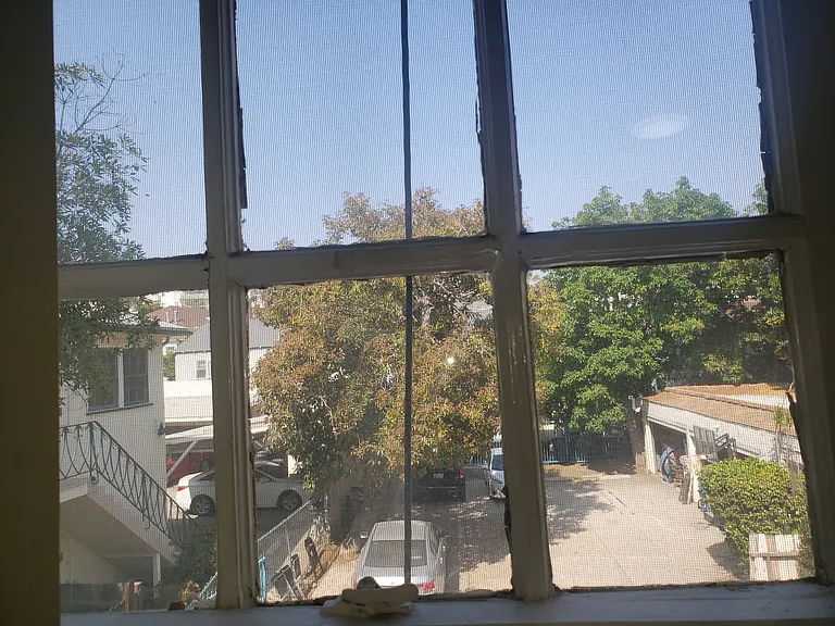 628 Veteran Ave #101 — Photo 8