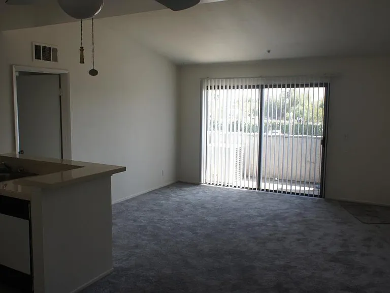410 S Clementine St #106 — Photo 1