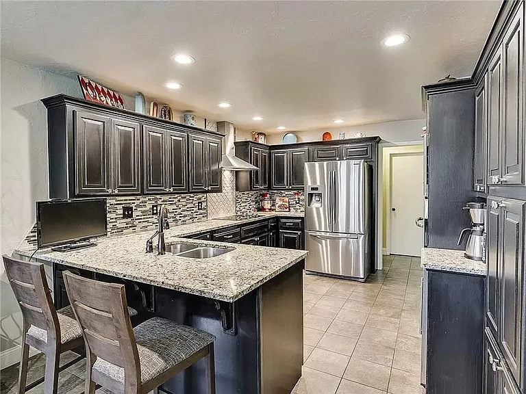 1420 NW 141st St — Photo 13